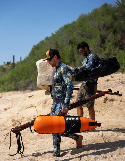 LONG SLEEVE HOODED RASH GUARD W/ BEAVERTAIL - AURUM-TEK